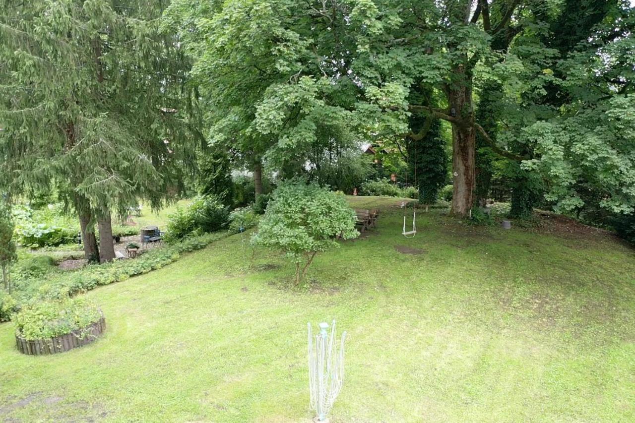 Liebevoll Eingerichtetes Ferienhaus Mit Grossem Garten 克劳斯塔尔-采勒费尔德 外观 照片