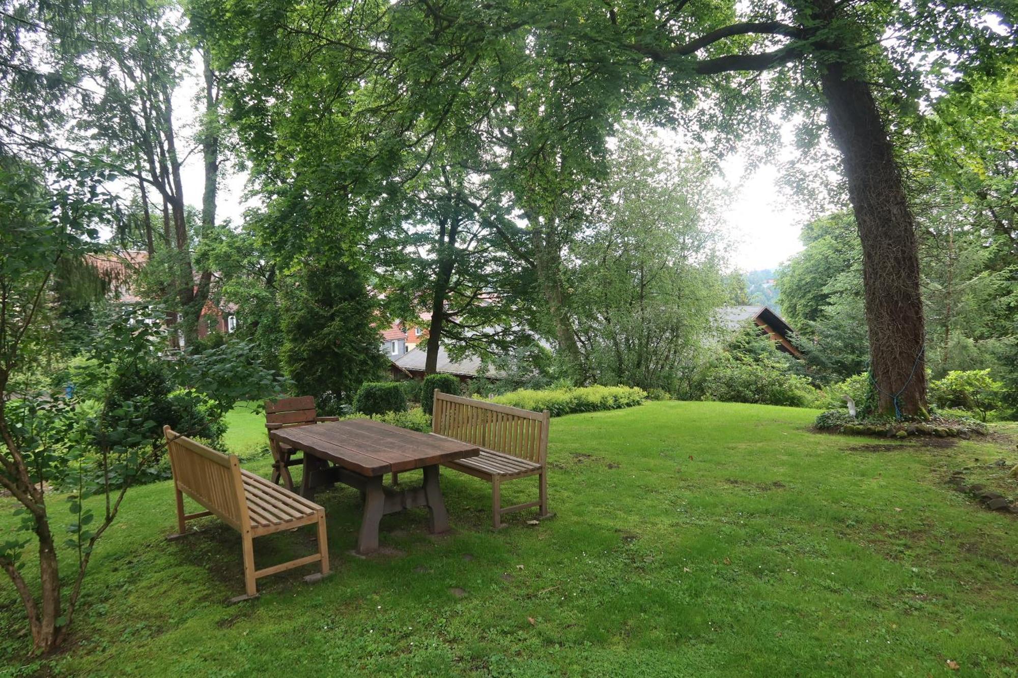 Liebevoll Eingerichtetes Ferienhaus Mit Grossem Garten 克劳斯塔尔-采勒费尔德 外观 照片